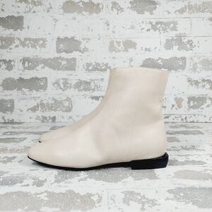 New Linea Paolo Rad Cream Leather Low Heel Zip Up Ankle Booties K749